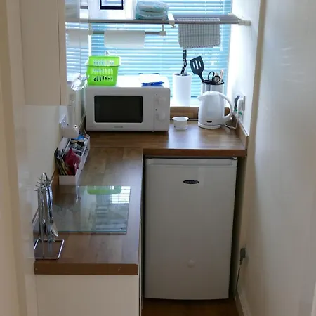 Guest house Magnolia Self Contained 2*