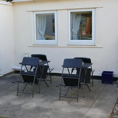 Guest house Magnolia Self Contained 2*