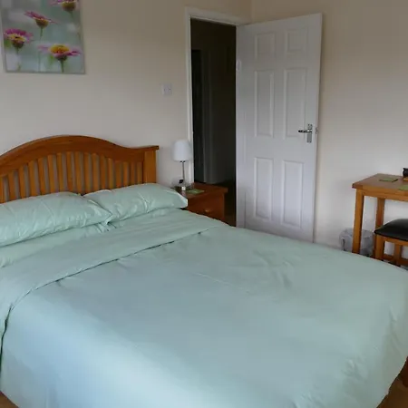 Magnolia Self Contained 2* Coalpit Heath